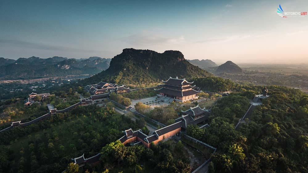 Motorbike tour to Bai Dinh pagoda