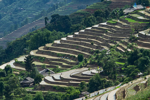 <b>Hoang Su Phi</b> – Riding motorbike in mountains